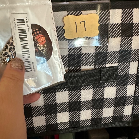 It’s Fall Y’all Leather Style Earrings NWT‎ (F) - Picture 4 of 4